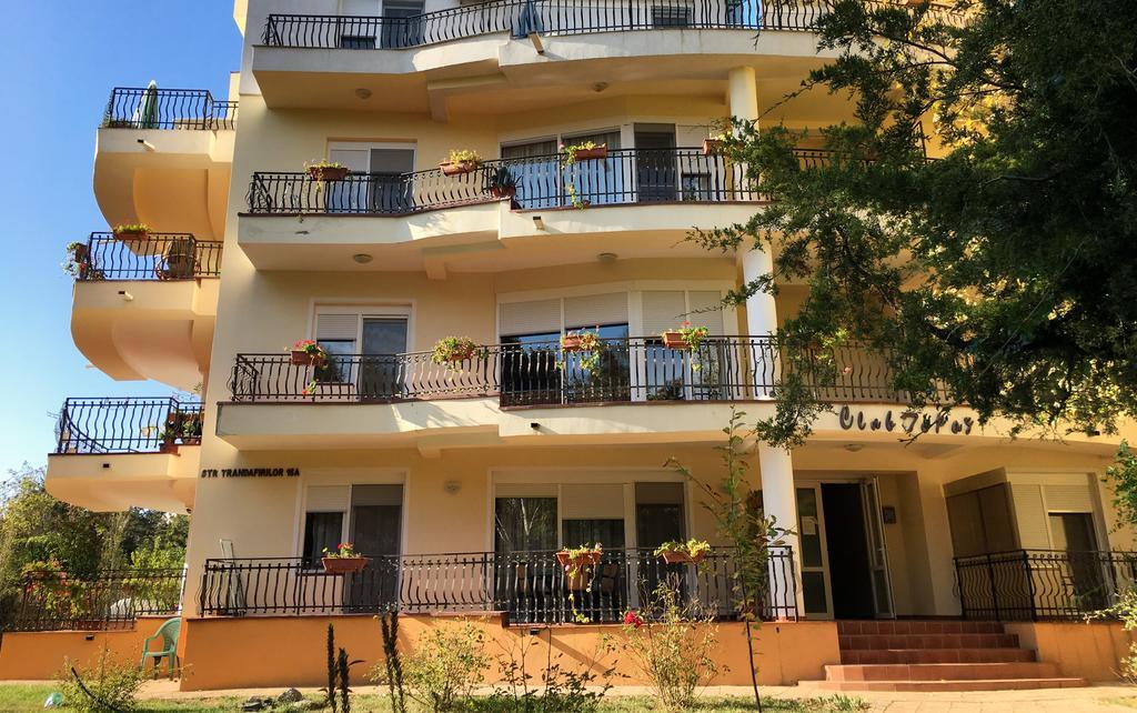 Aparthotel Club Topaz 2*